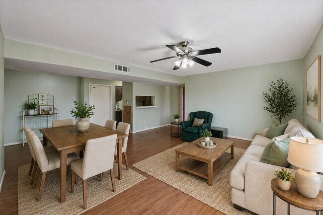Photo - 8517 Hearth Dr Unit 36