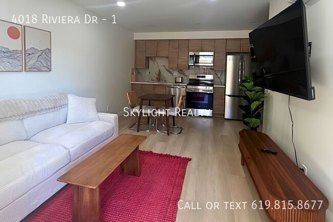 Building Photo - 4018 Riviera Dr Unit 1