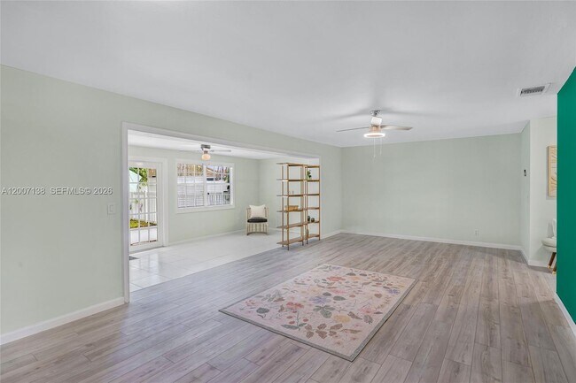 Photo - 1320 NE 27th Ave Unit 1