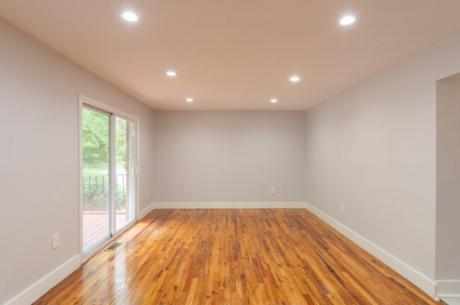 Photo - 1903 Country Ln Unidad 1302