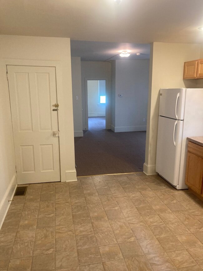 Photo - 1167 Main St Unit 2
