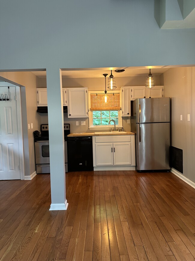 Photo - 7039 Clough Pike Apartments Unit #2