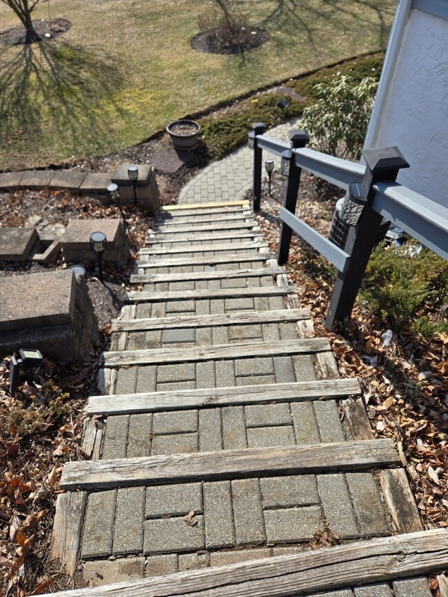 Photo - 1 Rosemont Dr Unit 2