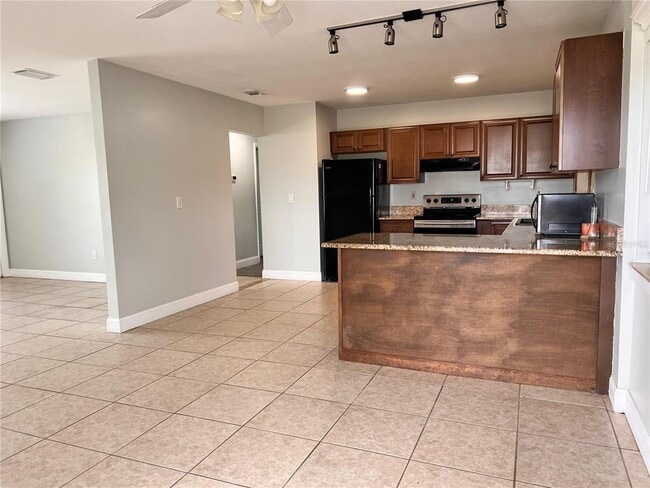 Photo - 1299 Birchcrest Blvd