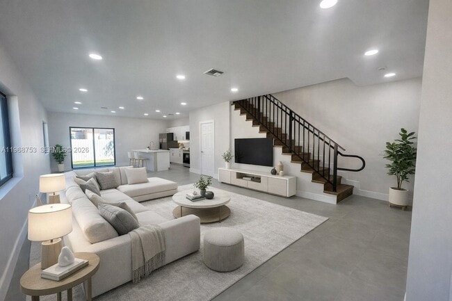 Photo - 1123 NW 25th St