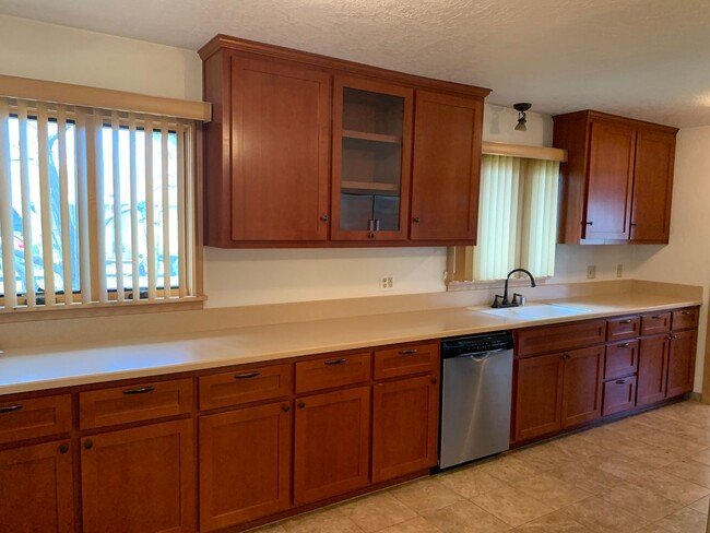 Three Weeks Free Rent - Beautiful Single S... - Three Weeks Free Rent - Beautiful Single S... House