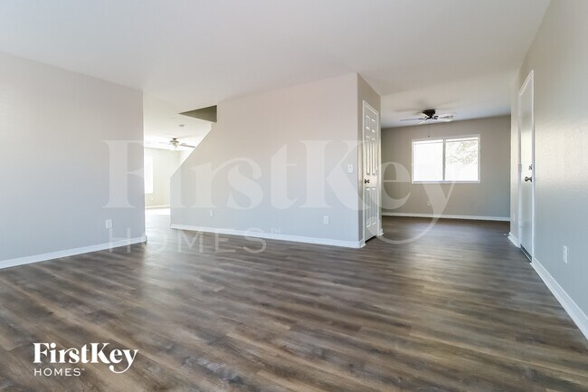 Photo - 21797 W Sonora St