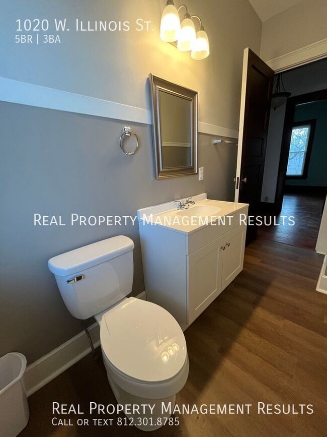 Amazing 5 Bedroom, 2 1/2 Bath Centrally Lo... Rental House Rental in