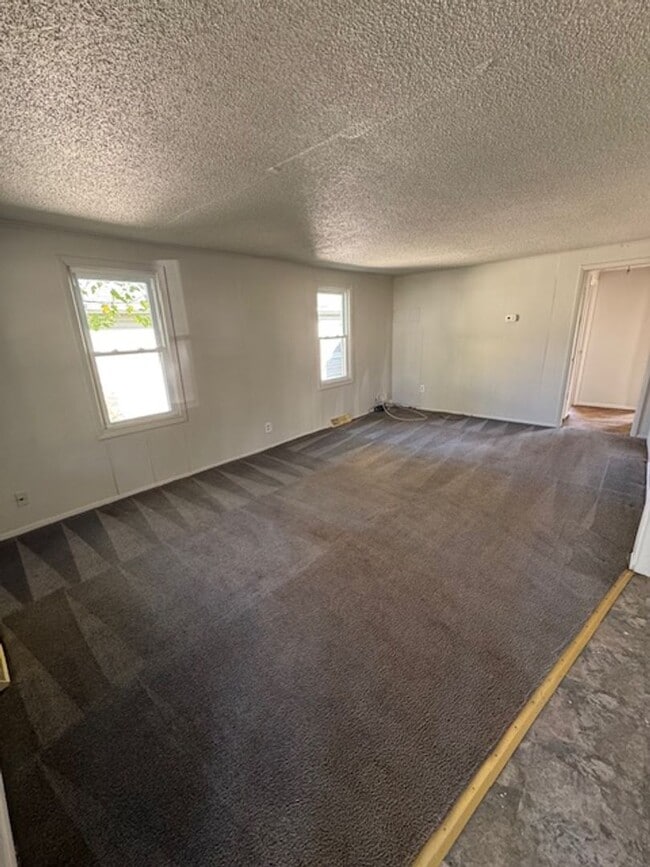 Photo - 2217 Shadybrook Dr
