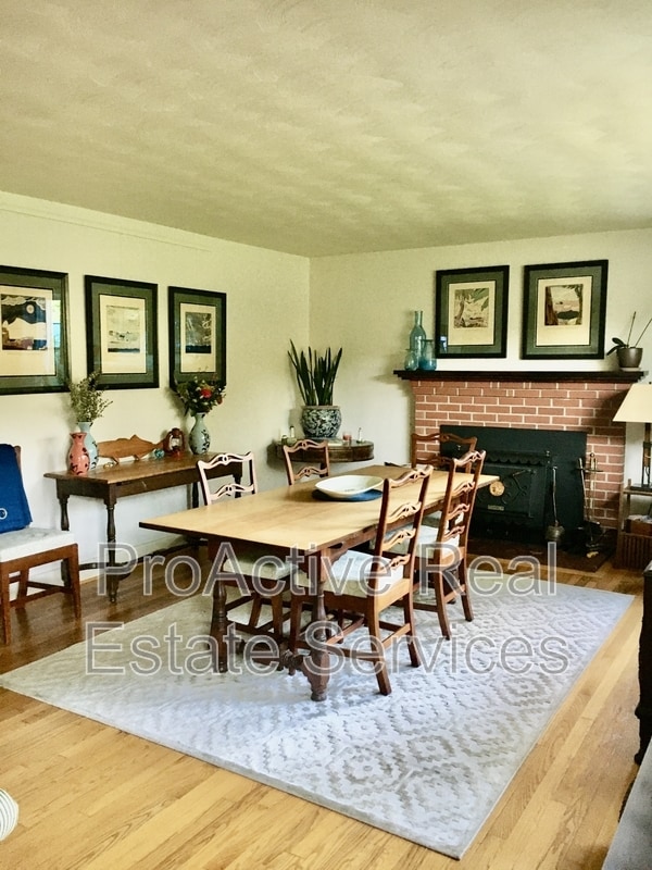 Photo - 1300 Elk Ave
