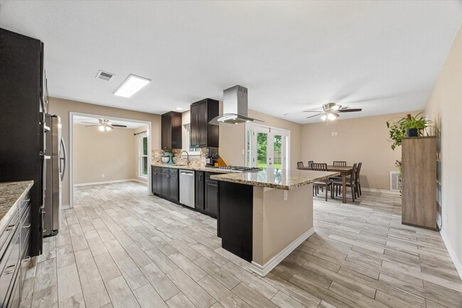 Photo - 3711 Manor Ln