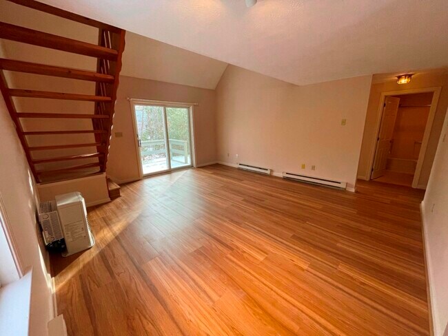 Photo - 2 Chickadee Ln Unit 2