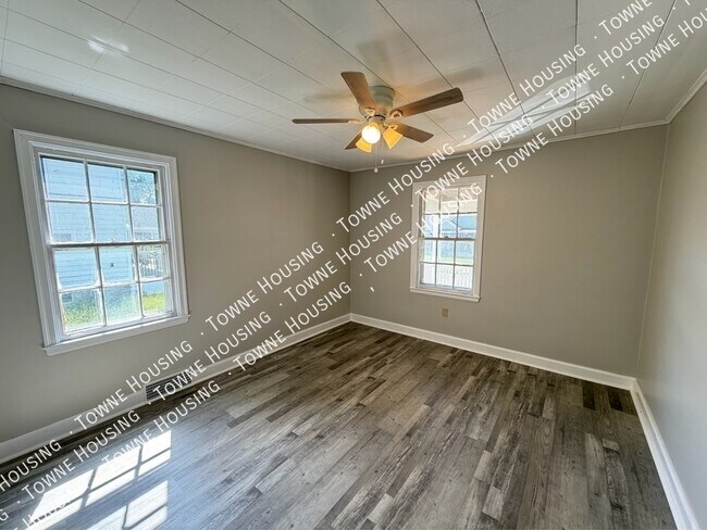 Photo - 1192 Haeberle Ave