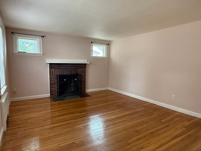 Photo - 31 Falmouth Rd