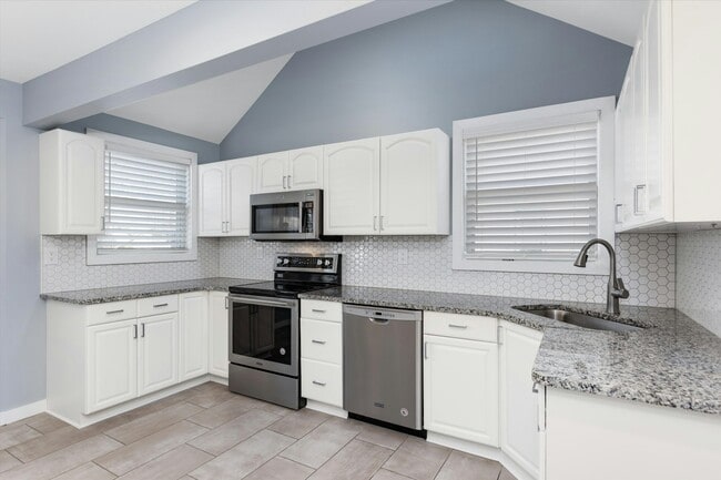 Photo - 1397 Leroy St