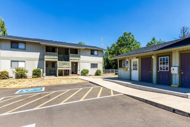 Photo - 1051 E Central Ave