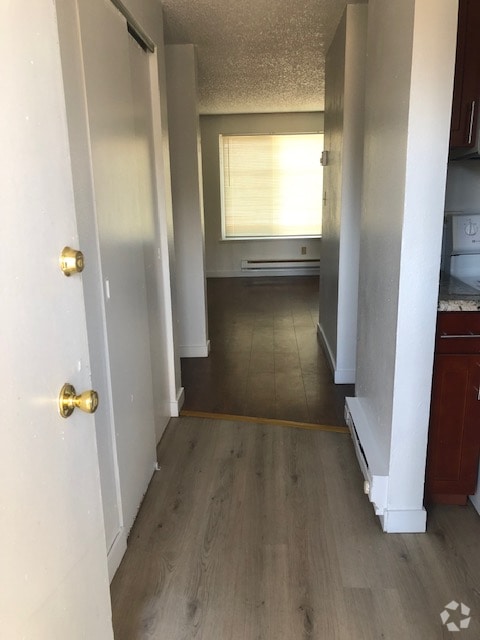 Building Photo - 1928 E 56th St Rental