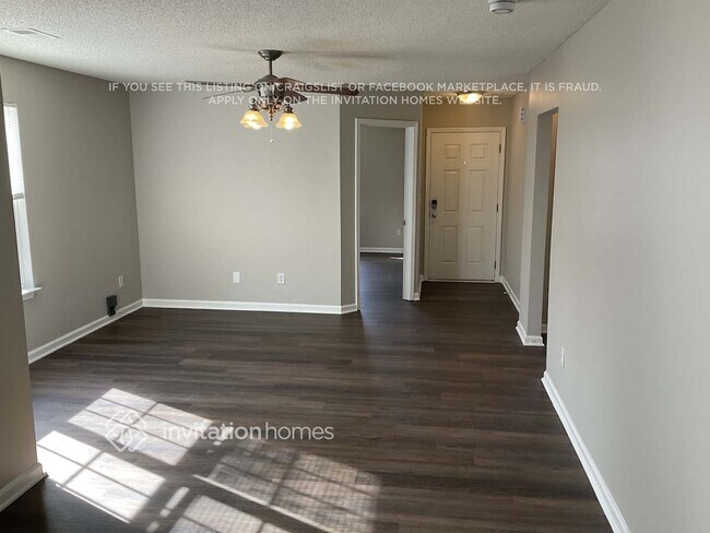 Photo - 329 Tanner Ct