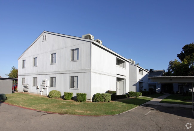Photo - Hacienda Villa Apartments