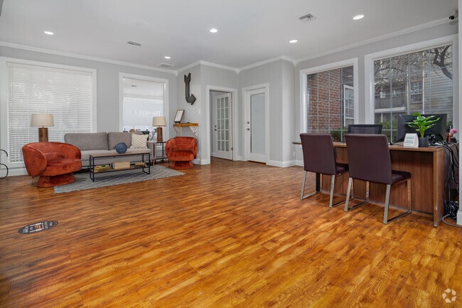 Leasing Office