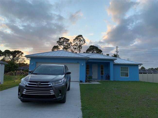 Photo - 1855 17th Ave SW