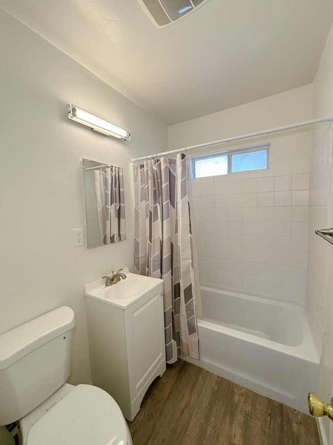 Photo - 167 W Guinida Ln