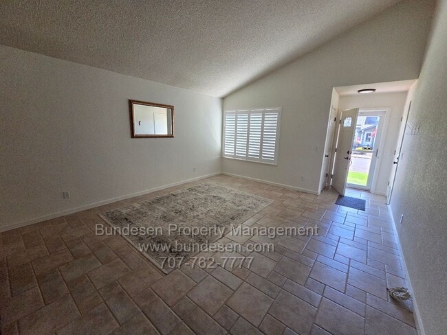 Photo - 1388 Miramonte Pl