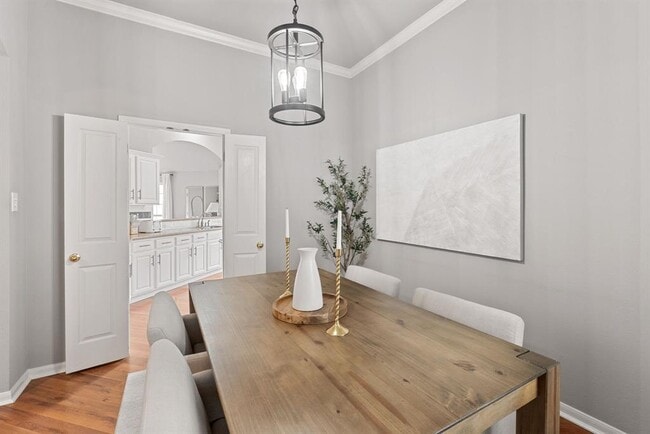 Photo - 9305 Donner Ln