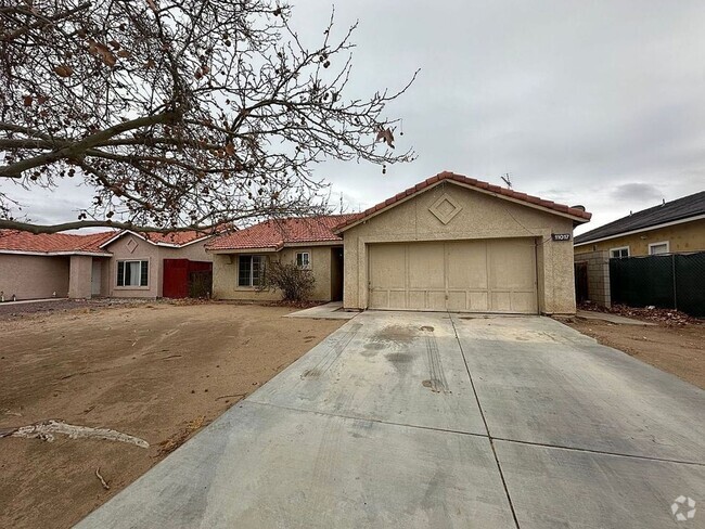 Building Photo - 11017 Desert Rose Dr Rental