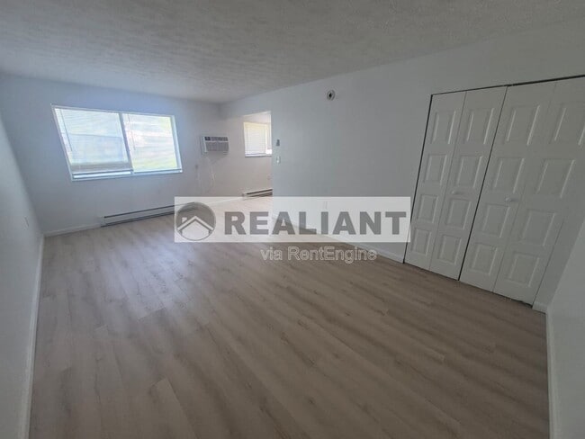 Photo - 920 Highland Ave Unit 13