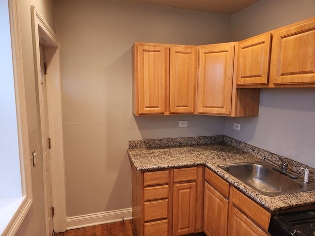 1224 N Cicero - 1 Bed - 1224 N Cicero - 1 Bed Apartment Unit 4807-1