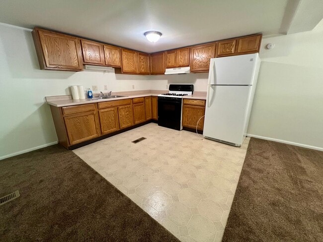 Photo - Unfurnished, 1-Year Long-Term Rental