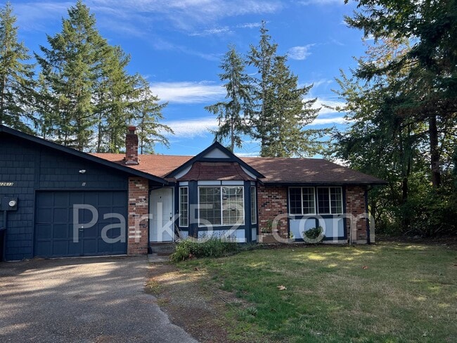 Building Photo - 12613 80th Ave E Unit #B