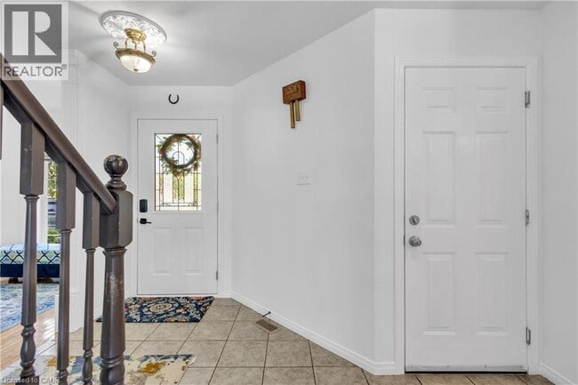 Photo - 35 Borland Dr