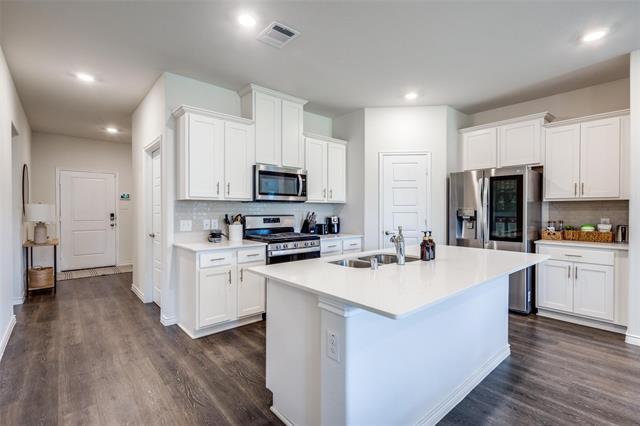 Photo - 816 Goldenrod Ln