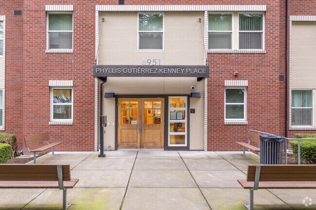 Photo - Phyllis Gutiérrez Kenney Place