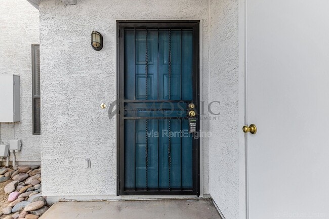 Photo - 280 S Elizabeth Way