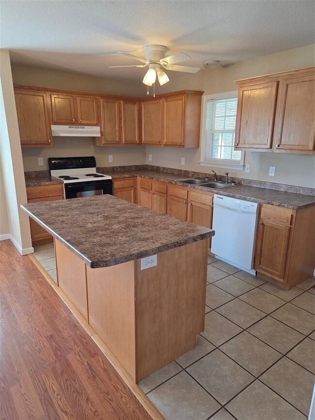 Photo - 1019 Sugarloaf Rd