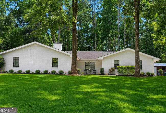 Building Photo - 100 Hunters Glen