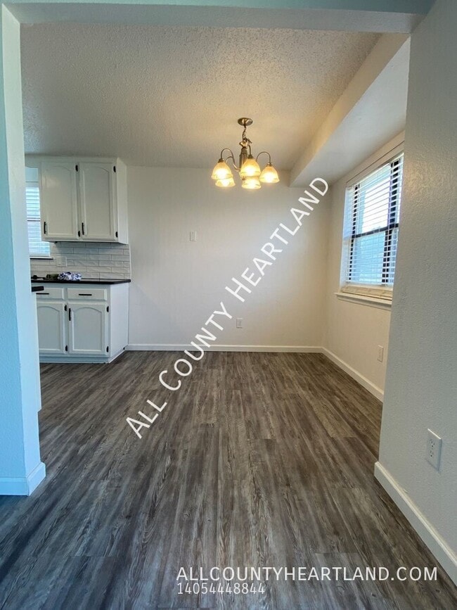 Photo - 1809 SE 12th St