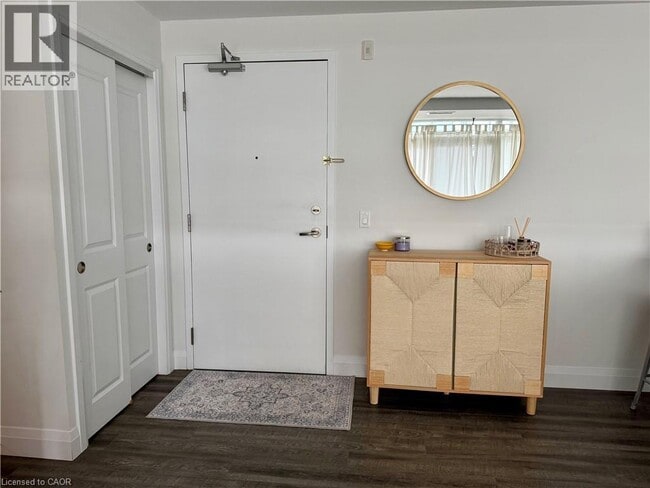 Photo - 1 Redfern Ave Unit 306