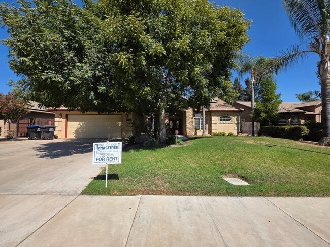 Building Photo - 3 bedroom 2 bathroom in a desirable SE Vis... Rental