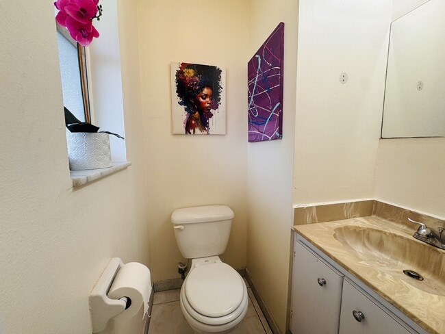 Photo - 8025 S Colony Cir