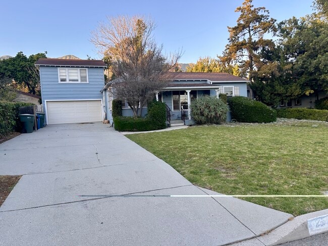 Building Photo - 25 Lowell Ave