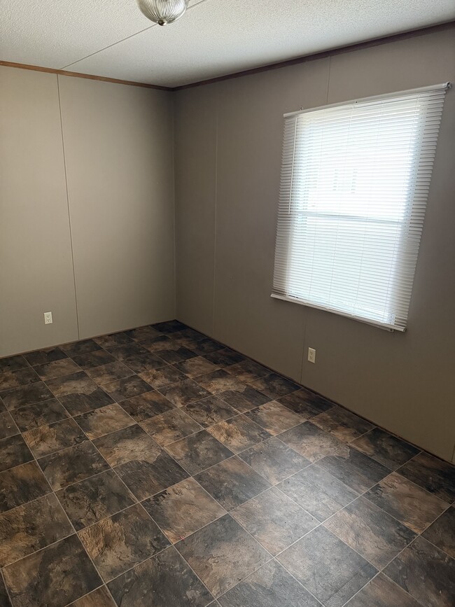 Photo - 475 Petty St