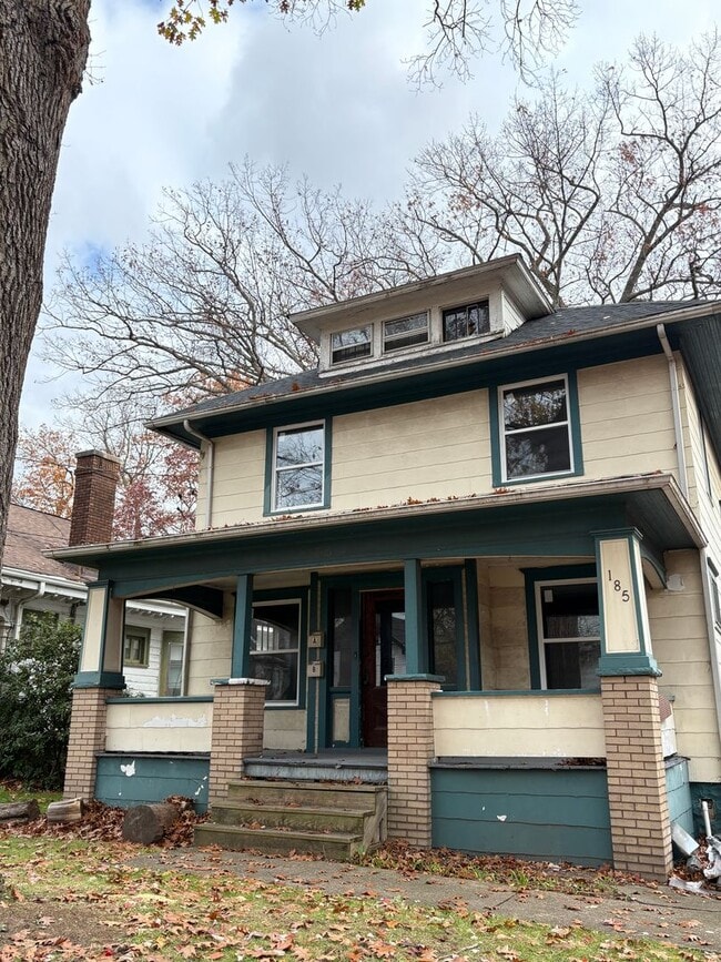 Building Photo - 185 S Balch St Unit 2