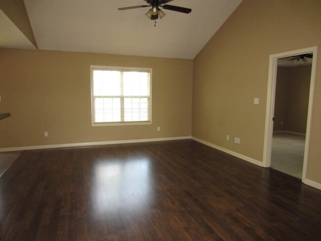 Photo - 3 Bedroom/2 Bath home in Branch Point