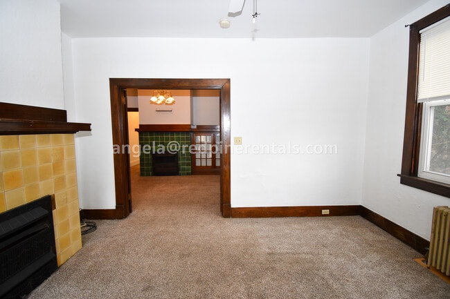 Photo - 1832 Crafton Blvd Unidad 1832A