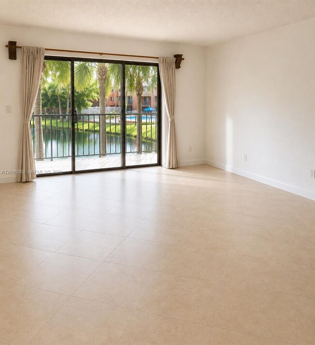 Photo - 309 Lakeview Dr Unit 204