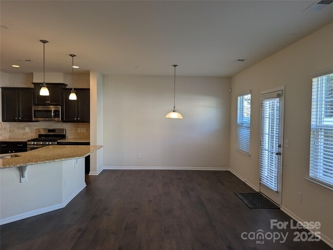 Photo - 115 Dellbrook St